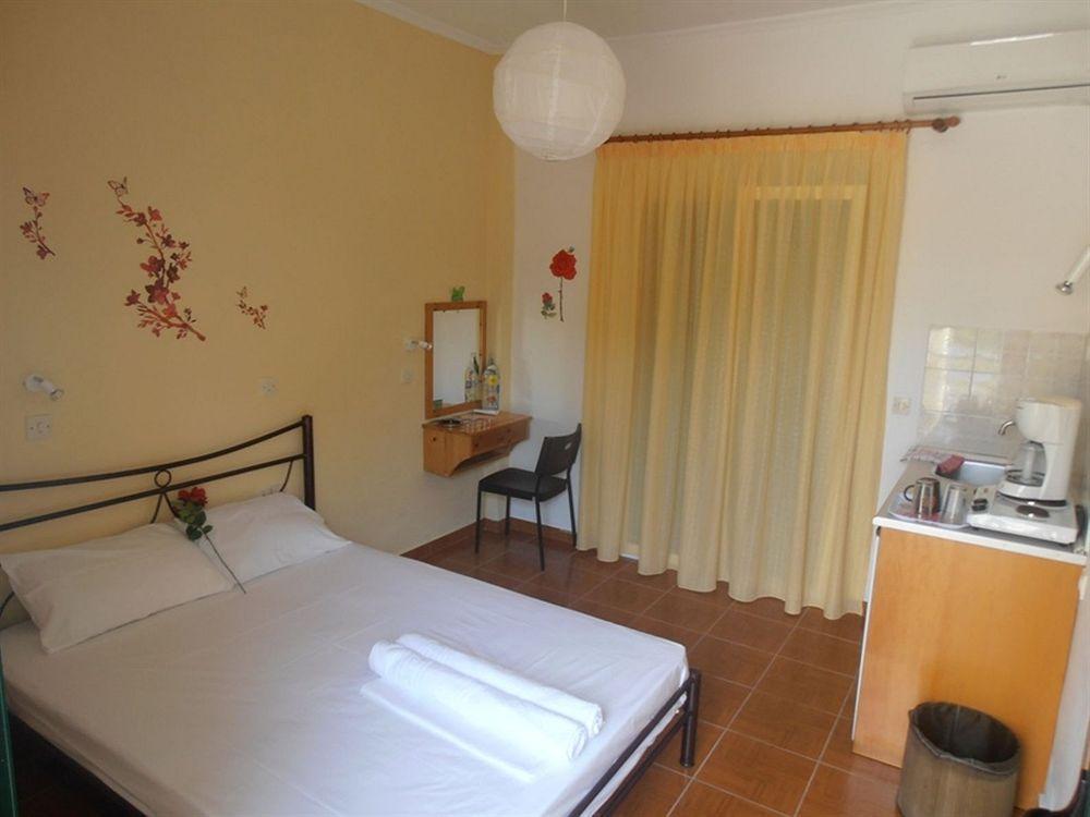 Elenas Garden Apartment Kavos Exterior photo