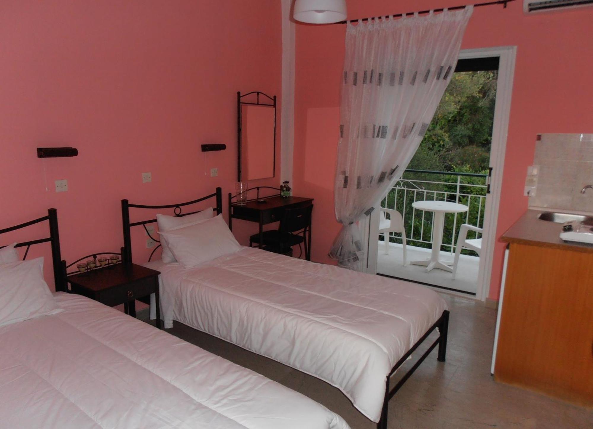 Elenas Garden Apartment Kavos Exterior photo