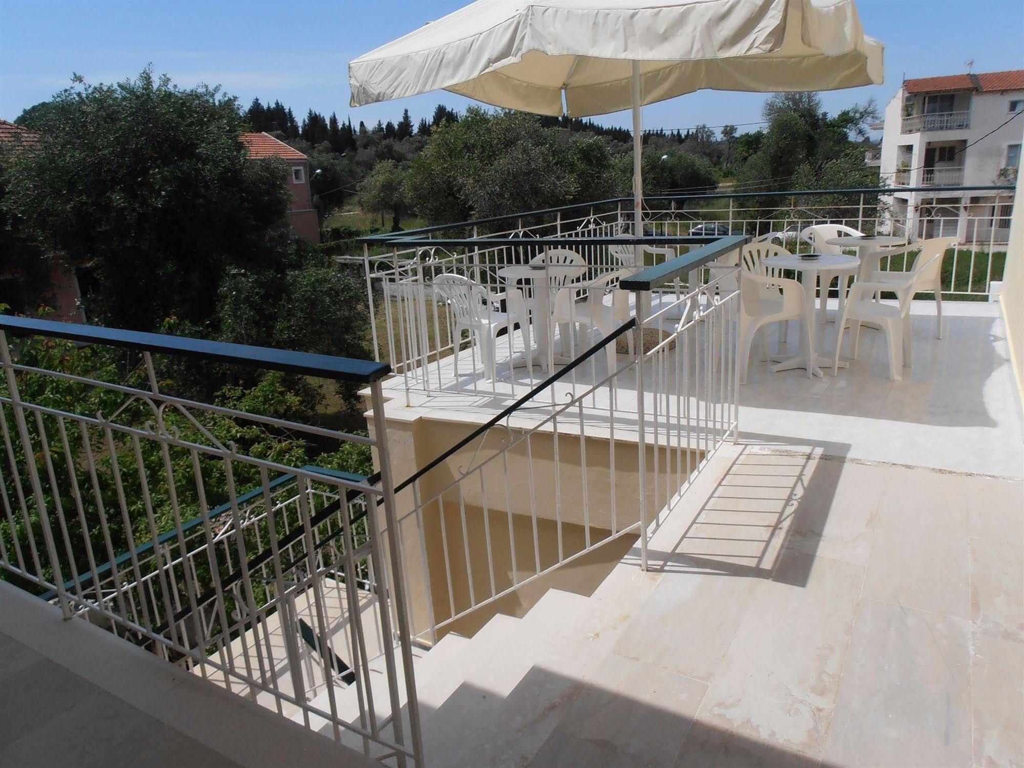 Elenas Garden Apartment Kavos Exterior photo