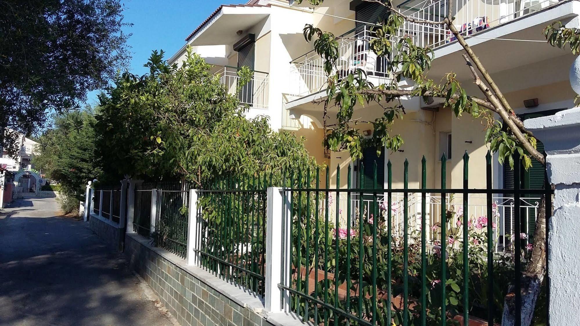 Elenas Garden Apartment Kavos Exterior photo