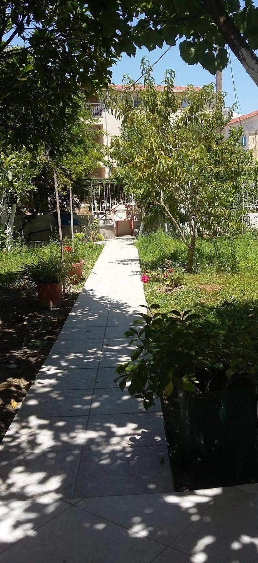 Elenas Garden Apartment Kavos Exterior photo